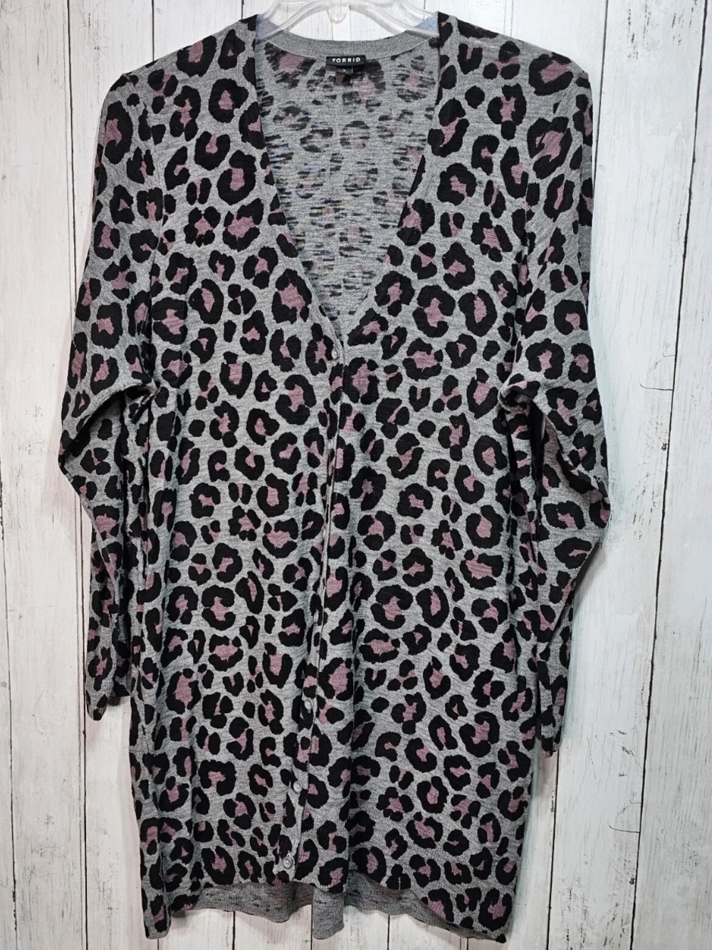 Torrid Grey Leopard Slub Knit Boyfriend Cardigan grey and pink Size 1/XL
